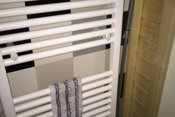 Na dweilen de dweil altijd hier op de radiator laten drogen.